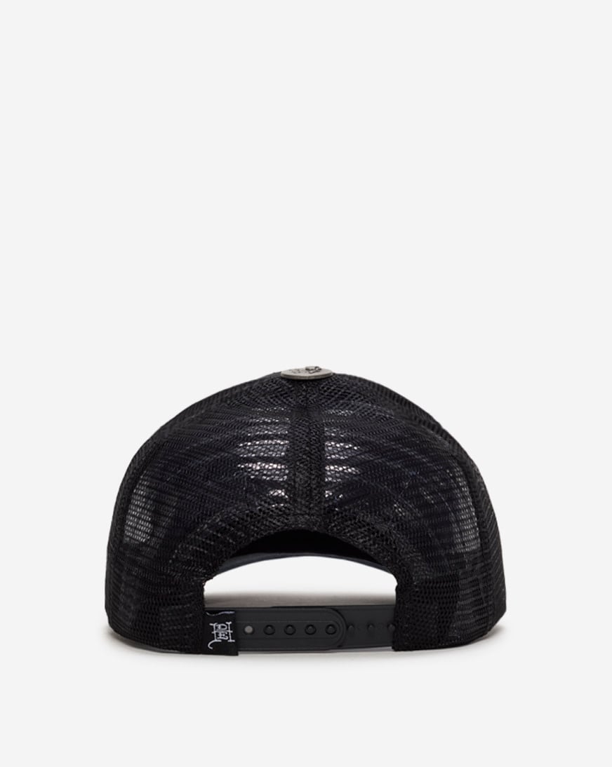 Skulls Trucker Hat