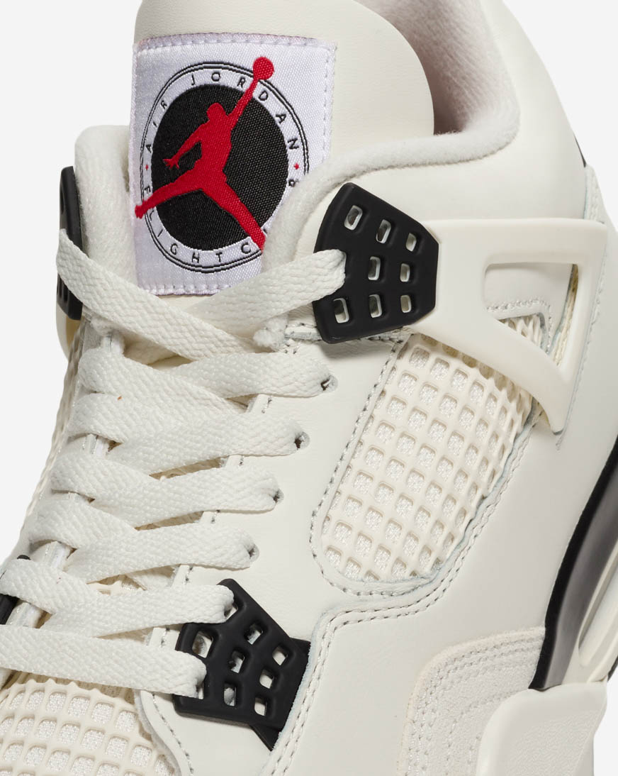 Air Jordan 4 Retro "Flight Club"