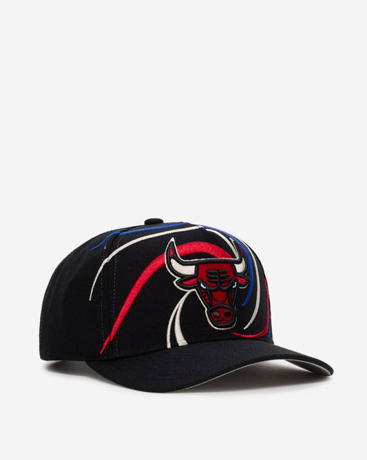 Chicago Bulls Pro Pinch Swirl Snapback Hat