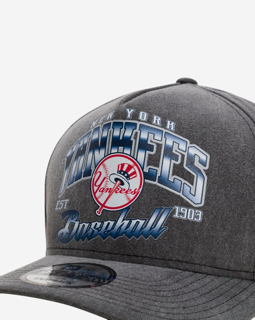 9Fifty New York Yankees Washed A-Frame Snapback Hat