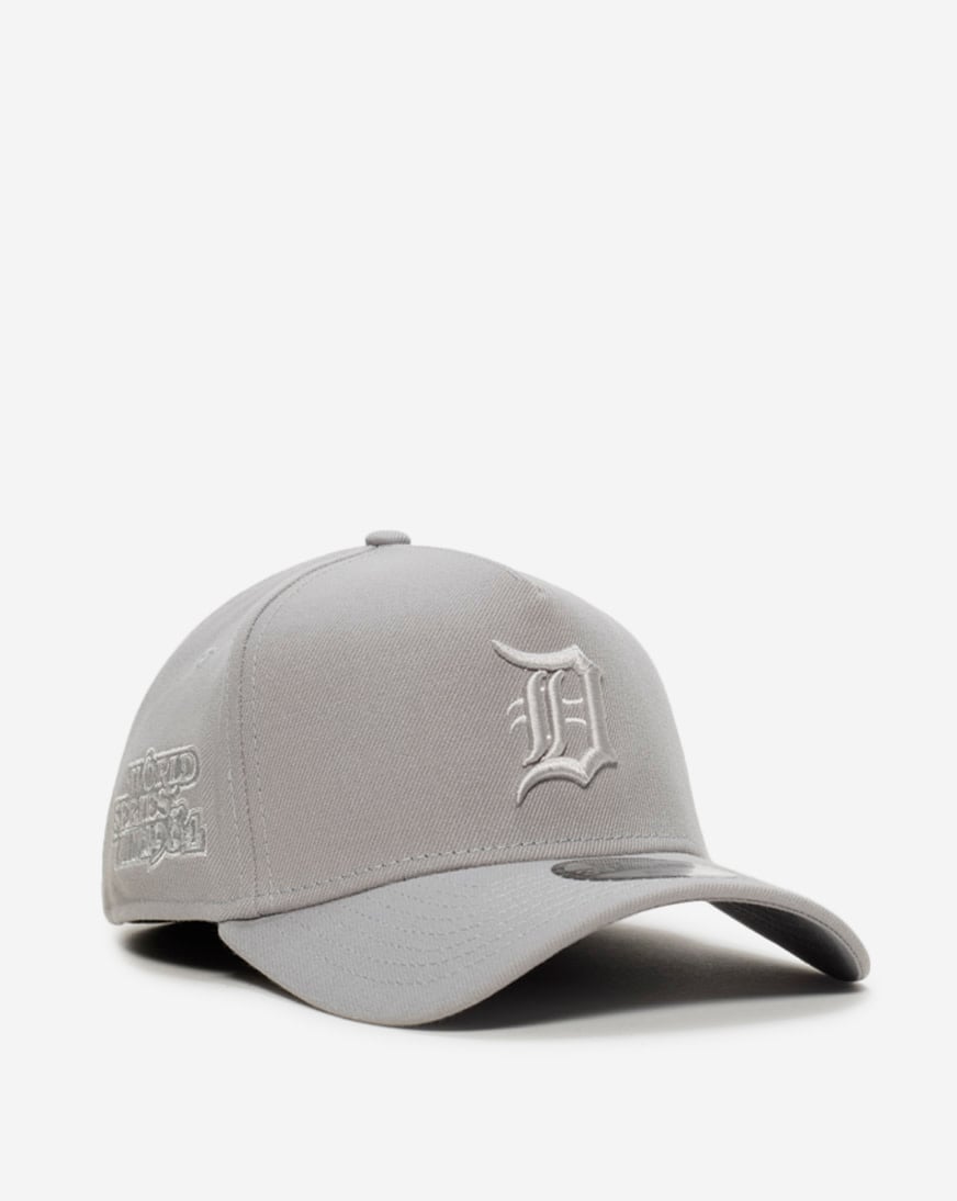 39Thirty Detroit Tigers Stretch Fit Fitted Hat