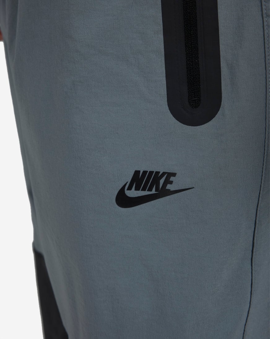 Tech Woven Oversized Pants