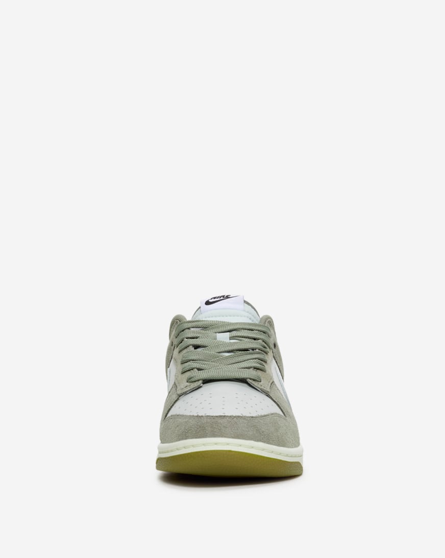 Dunk Low Retro SE