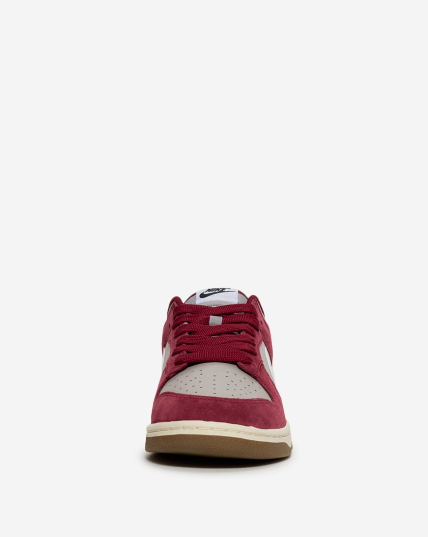 Dunk Low Retro SE