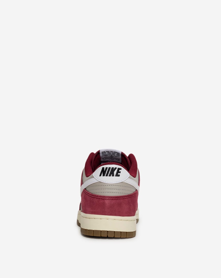 Dunk Low Retro SE