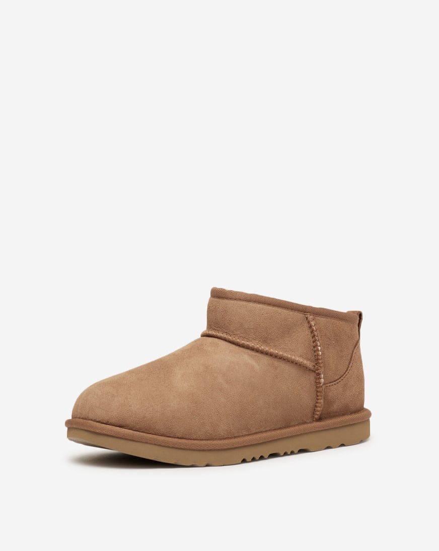 Grade School Classic Ultra Mini Boots